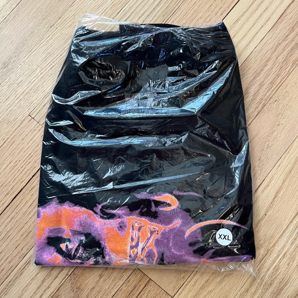 VLONE x NBA Youngboy Eyes Lightning Tee Black.Mens size XXL - Picture 4 of 4